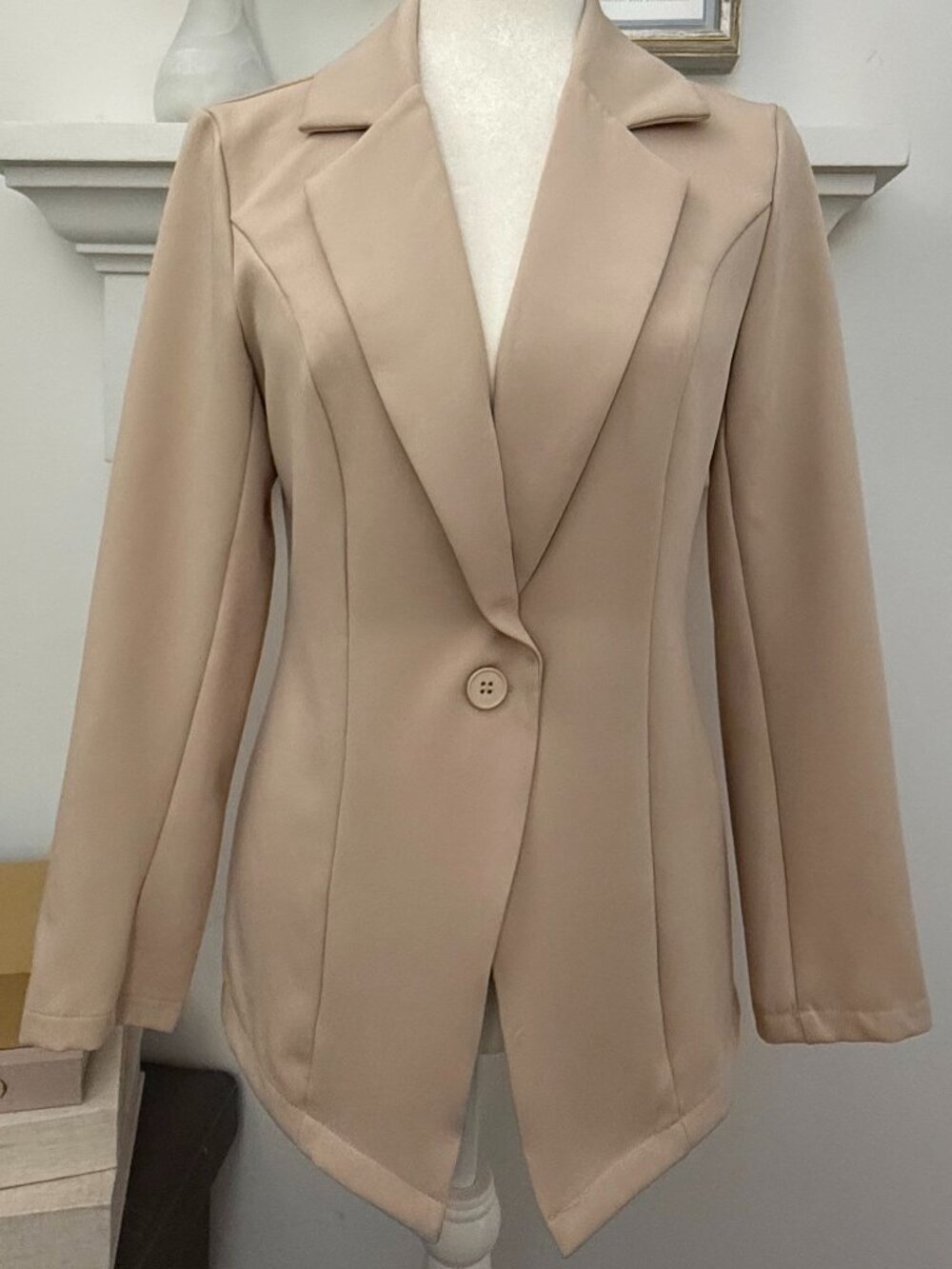 NEW Beige Tailored Fitted Stretch Blazer Single Button • Approx. Small